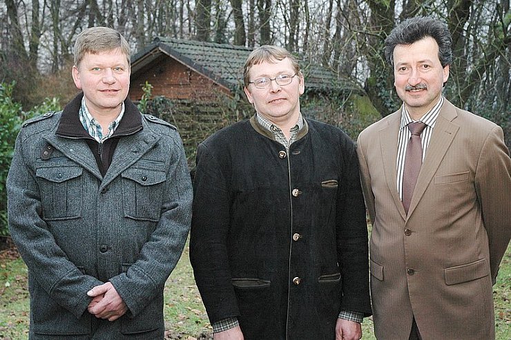 Entscheidung ist gefallen: CDU-Stadtverbandsvorsitzender Jens Gnisa (rechts) und sein Stellvertreter Friedrich Petringmeier (links) mit dem neuen Fraktionsvorsitzenden Frank Kuhlmann.