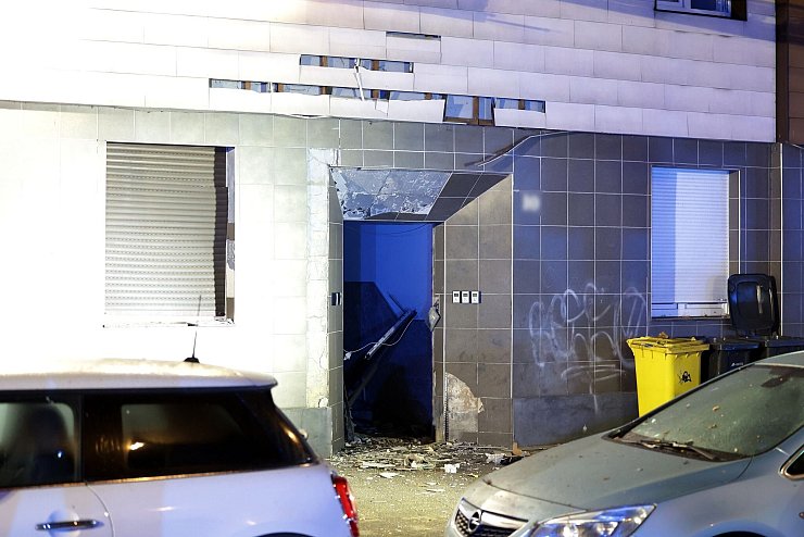 Die Ursache der Explosion war zunächst noch völlig unklar. - © David Young/dpa