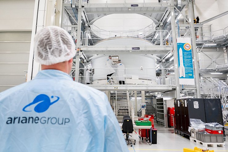 Die Bremer Raumfahrtbranche hofft, dass viele Gelder wieder in die Region fließen. (Archivbild) - © Hauke-Christian Dittrich/dpa