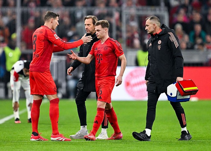Kam für Joshua Kimmich: Leon Goretzka (l). - © Sven Hoppe/dpa