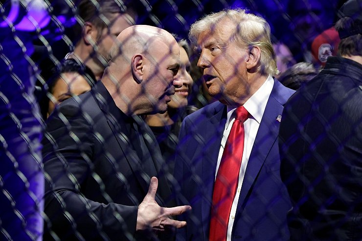 UFC-Boss Dana White ist ein glühender Anhänger des US-Präsidenten. (Archivbild) - © Adam Hunger/AP/dpa