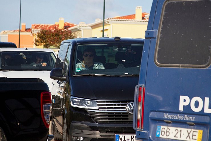 Die erneute Suchaktion nach der in Portgugal verschwundenen Maddie findet auf Antrag der deutschen Justiz statt. - © Joao Matos/AP/dpa