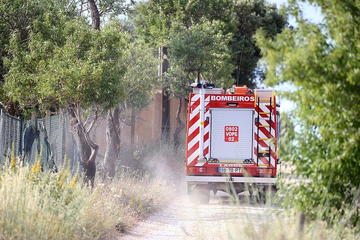 Bei der neuen Suche nach dem seit gut 18 Jahren verschwundenen kleinen Mädchen Madeleine McCann soll auch ein Bodenradar zum Einsatz kommen. - © Joao Matos/AP/dpa