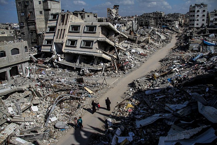 Die israelische Armee hatte am 6. Oktober eine erneute Bodenoffensive im Norden des Gazastreifens gegen die islamistische Hamas gestartet. - © Mahmoud Issa/dpa