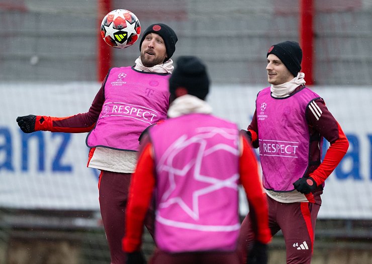 Der FC Bayern absolvierte sein Abschlusstraining ohne Manuel Neuer. - © Sven Hoppe/dpa