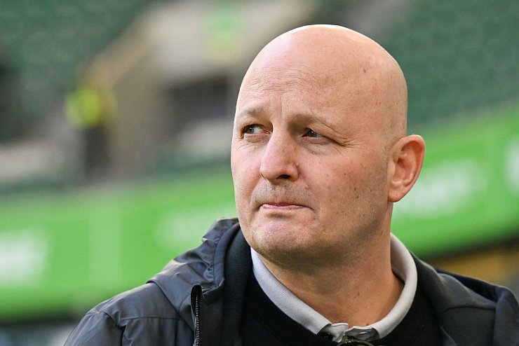 Wolfsburgs Sport-Geschäftsführer Peter Christiansen. - © Swen Pförtner/dpa