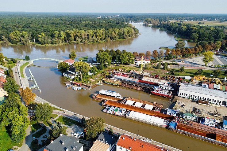 Überschwemmungen der Oder in der Stadt Nowa Sol in der polnischen Woiwodschaft Lubusz. - © Lech Muszynski/PAP/dpa