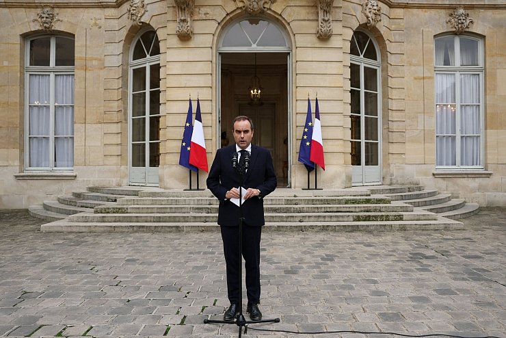 Rücktritt nach nur vier Wochen im Amt: Sébastien Lecornu. - © Stephane Mahe/Reuters Pool/AP/dpa