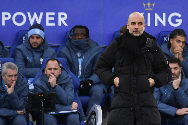 Der Druck im 500. Spiel mit Manchester City war für Pep Guardiola groß - © Rui Vieira/AP/dpa