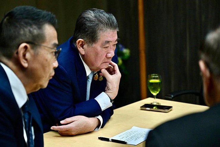 Thailands amtierender Regierungschef Phumtham Wechayachai telefonierte erneut mit US-Präsident Donald Trump. - © Uncredited/Thai Prime MInister\\\'s Office/AP/dpa