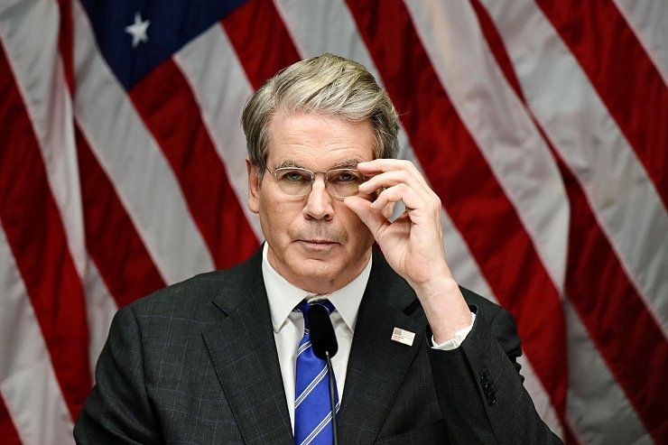 US-Finanzminister Scott Bessent schließt weitere Sanktionen nicht aus. (Archivbild) - © Magnus Lejhall/TT News Agency/AP/dpa