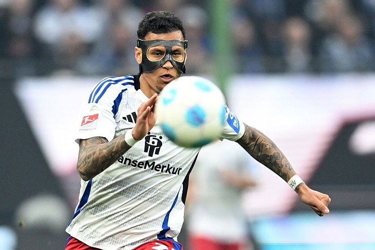 Machte es mit seinem Anschlusstor noch einmal spannend: HSV-Torjäger Davie Selke. - © Carmen Jaspersen/dpa