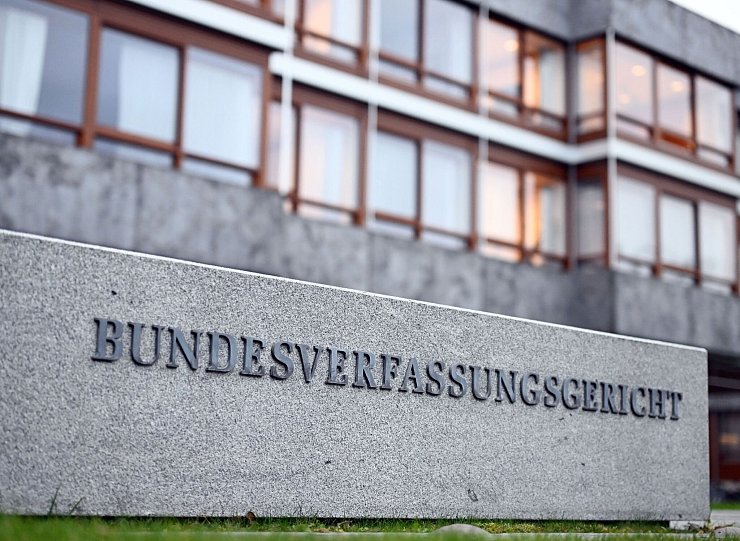 Das höchste deutsche Gericht braucht absehbar drei neue Richter oder Richterinnen. (Symbolbild) - © Uli Deck/dpa