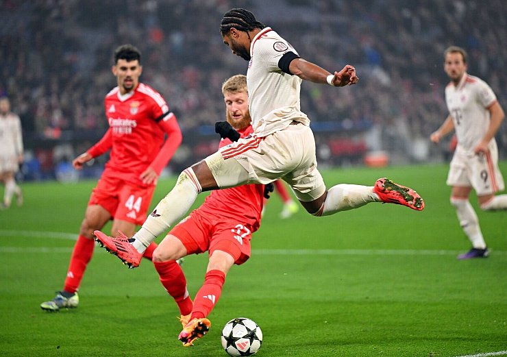 RB Leipzig und der VfB Stuttgart sollen an Jan-Niklas Beste (M) von Benfica Lissabon interessiert sein. - © Sven Hoppe/dpa