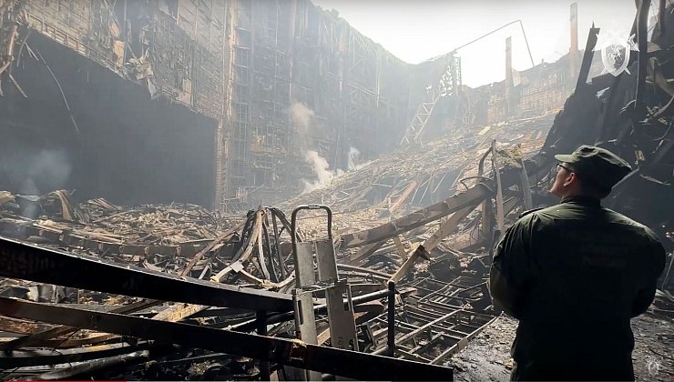 Ein Teil der Konzerthalle Crocus City Hall stürzte ein. (Archivbild) - © -/Investigative Committee of Russia/AP/dpa