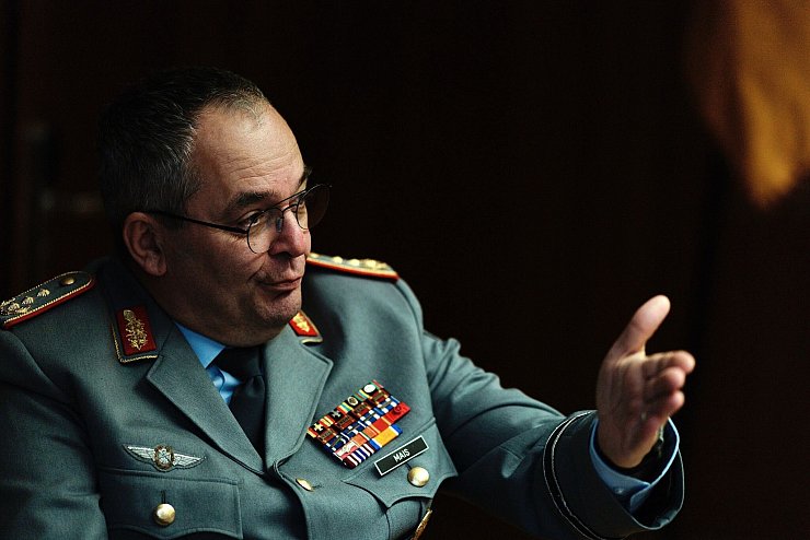 Generalleutnant Alfons Mais - © Carsten Koall/dpa