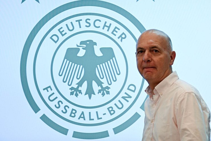 EM 2029 als großes Ziel: DFB-Präsident Neuendorf. - © Federico Gambarini/dpa