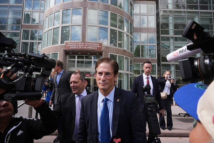Bezirksstaatsanwalt Nathan Hochman hat sich gegen die Freilassung ausgesprochen. - © Damian Dovarganes/AP/dpa