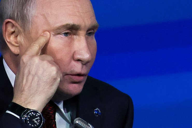 Über Putins weitere Pläne wird gerätselt. (Archivbild) - © Maxim Shipenkov/Pool EPA/AP/dpa