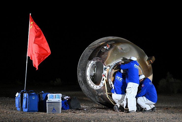 Die drei Raumfahrer verbrachten zuvor 192 Tage im All. - © Li Zhipeng/XinHua/dpa