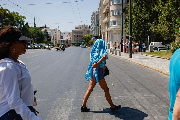 Für die nächsten Tage herrscht Gluthitze in Athen - © Socrates Baltagiannis/