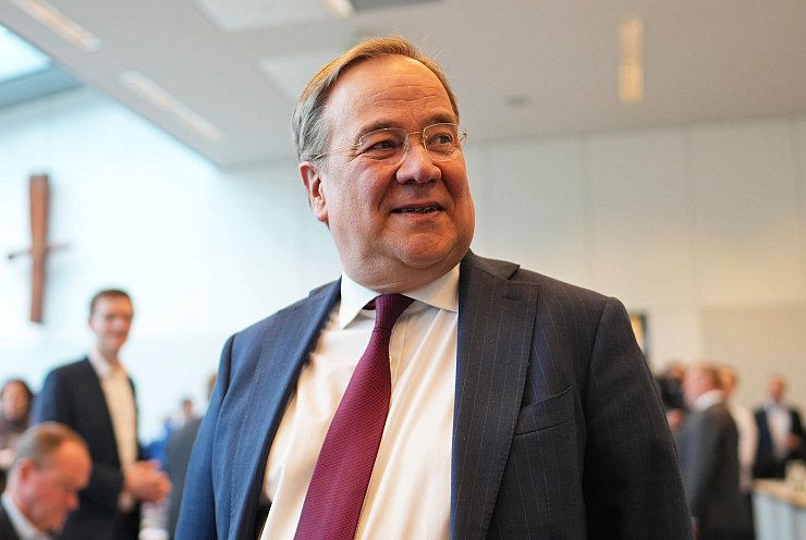 CDU-Abgeordneter - oder doch Verteidigungsminister? (Archivbild) - © Michael Kappeler/dpa