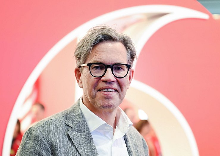 Vodafone-Deutschlandchef Marcel de Groot gibt sich optimistisch. - © Wolf von Dewitz/dpa