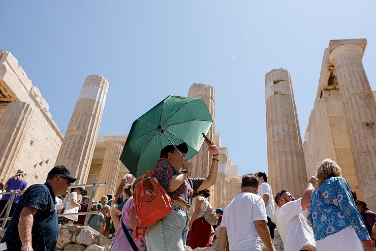 Akropolis: Selbst für Touristen gilt Besuchsverbot (Archivbild) - © Socrates Baltagiannis/dpa
