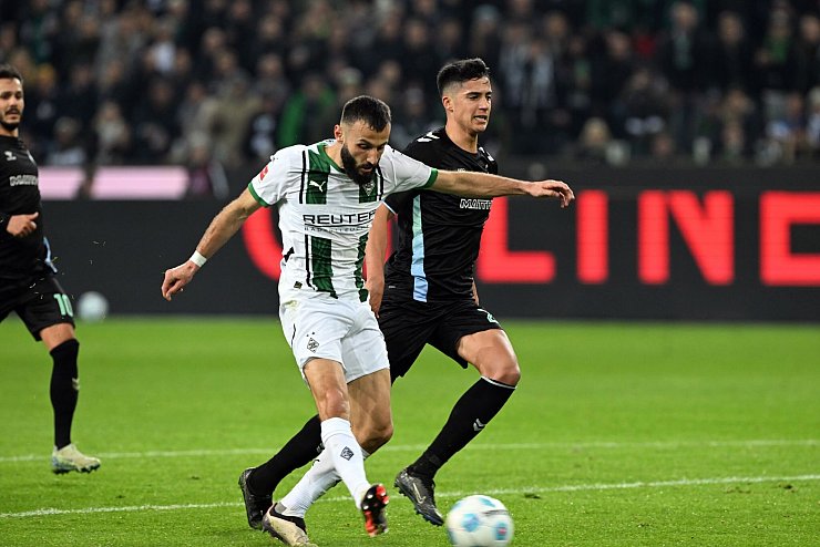 Honorat erzielt das 3:0 für Borussia Mönchengladbach. - © Federico Gambarini/dpa