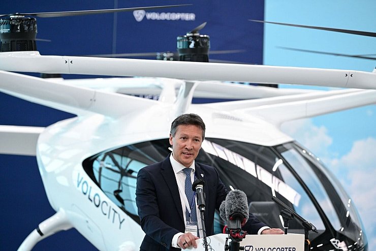 Unternehmenschef Dirk Hoke sieht Volocopter im nationalen und internationalen Wettbewerb «ganz weit vorne». (Archivbild) - © Bernd Weißbrod/dpa