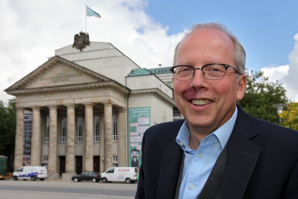 Verlässt Detmold Mitte 2018: der Intendant des Landestheaters, Kay Metzger. Für ihn wird derzeit ein Nachfolger gesucht. - © Bernhard Preuß