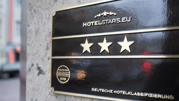 Hotelsterne - © Foto: Florian Schuh/dpa-tmn