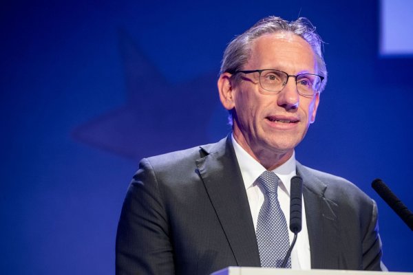 Der neue Finanzminister Jörg Kukies macht Vorgaben für die vorläufige Haushaltsführung ab Jahresbeginn. (Archivbild) - © Helmut Fricke/dpa