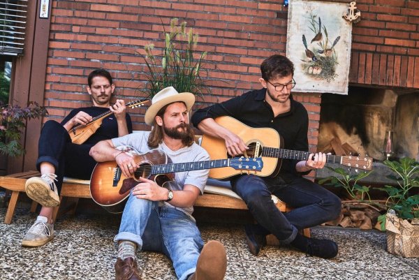 Mighty Oaks will ihre Musik möglichst nicht mit neuer Technik machen. (Archvbild) - © Studio Marco Fischer/BeckToMusic/dpa