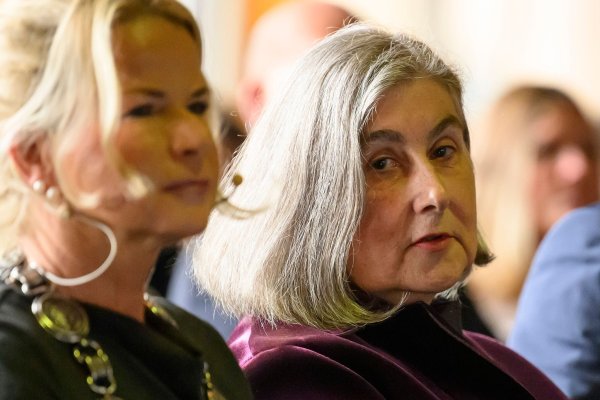 Die Künstlerin Katharina Fritsch ist die 50. Preisträgerin, die den Kaiserring der Stadt Goslar bekommt. - © Swen Pförtner/dpa