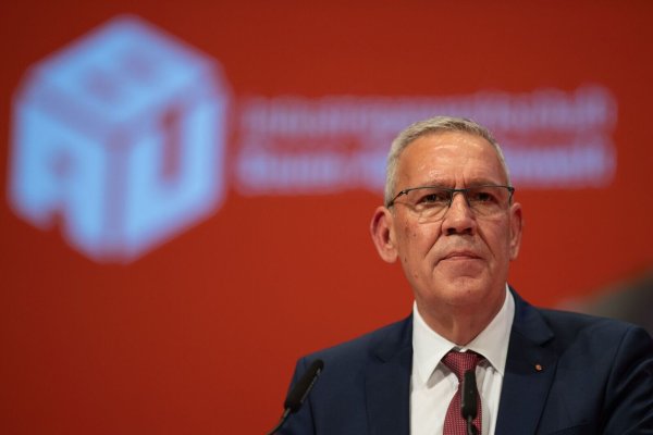 Feiger kann sich vorstellen, Beschäftigten mehr freie Tage anzubieten. - © Swen Pförtner/dpa