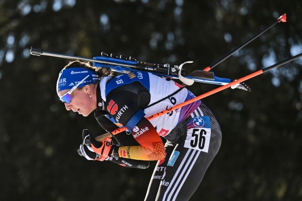 Franziska Preuß kam auf Platz zehn ins Ziel. - © Martin Schutt/dpa