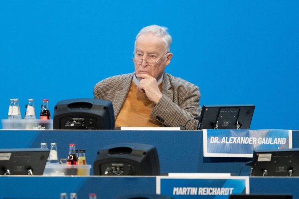 Gauland widerspricht Weidel. (Archivbild) - © Sebastian Kahnert/dpa