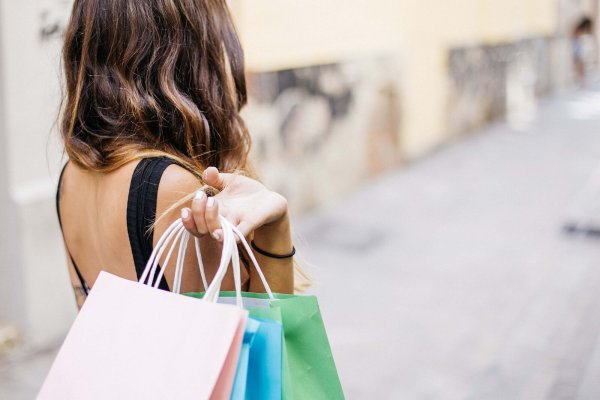 Das Einkaufen in Outlets bringt in vielen Fällen eine ordentliche Ersparnis mit sich. - © Symbolfoto: Pixabay