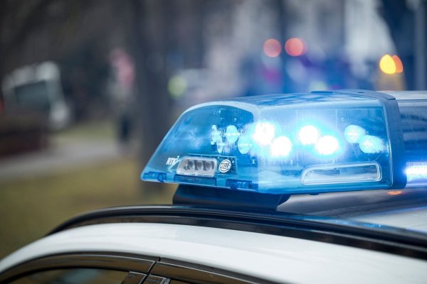 Der 13-Jährige kam in ein Krankenhaus. (Symbolbild) - © Daniel Vogl/dpa