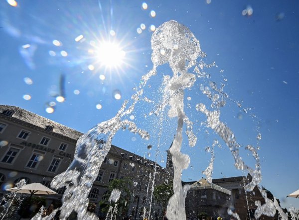 Der Deutsche Wetterdienst rechnet mit mehr Hitzewellen in Deutschland. (Archivfoto) - © Uli Deck/dpa