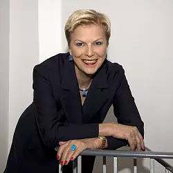 Ulrike Detmers ist eine der bekanntesten Wirtschaftspers&ouml;nlichkeiten in OWL. - &copy; Mestemacher