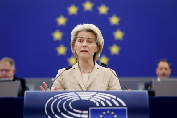 EU-Abgeordnete haben die Freigabe von Geldern parteiübergreifend kritisiert und Kommissionspräsidentin Ursula von der Leyen vorgeworfen, sich von Ungarn erpressen zu lassen. - © Jean-Francois Badias/AP/dpa