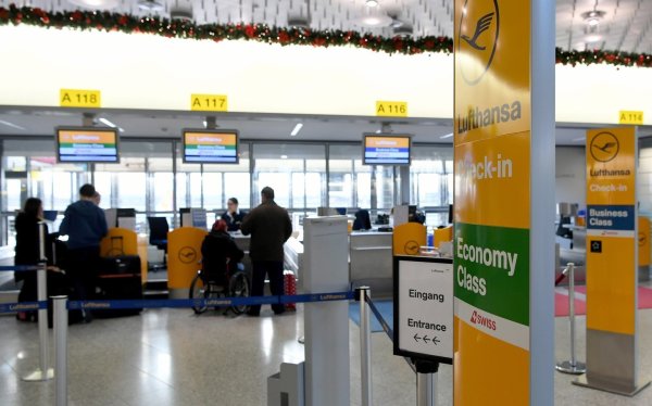 Flughafen Hannover - © Foto: Holger Hollemann