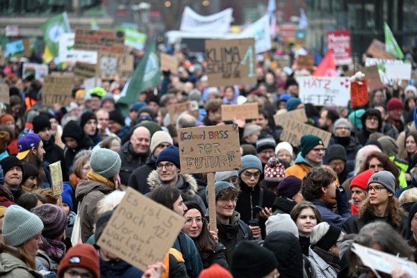 Klimaschützer mahnen die Politik, das Thema nicht zu vernachlässigen. - © Federico Gambarini/dpa