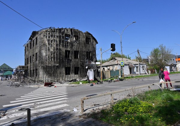 Kämpfe in der Ukraine gehen weiter. (Archivbild) - © Michael Shtekel/AP/dpa