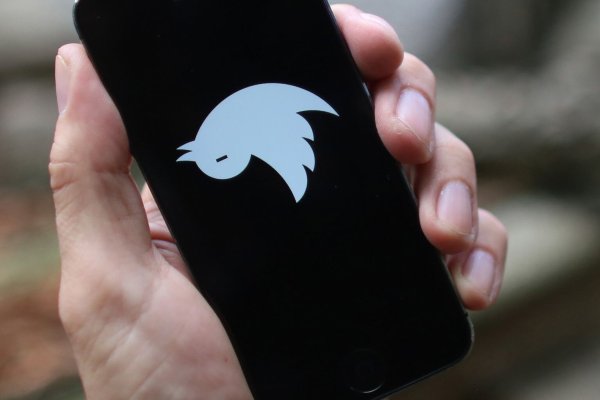 Accounts können ewig weiterleben - © Foto: Sebastian Willnow/dpa-tmn