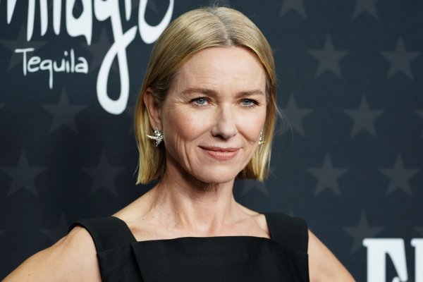 Naomi Watts gewährt in ihrem Buch intime Einblicke. (Archivbild) - © Jordan Strauss/Invision/AP/dpa