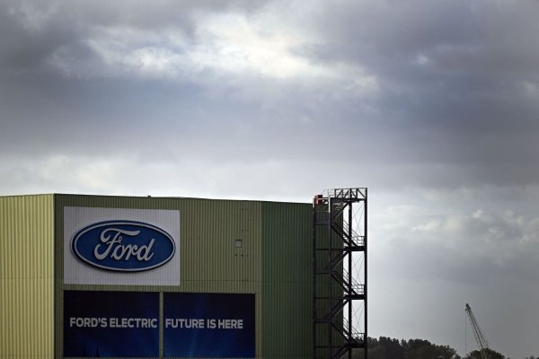 Ford weitet Sparkurs in Köln aus (Foto-aktuell). - © Federico Gambarini/dpa
