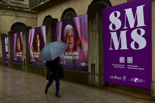 Internationaler Frauentag - © Foto: Alvaro Barrientos/AP/dpa
